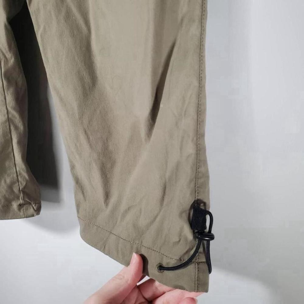 Eddie Bauer Capri Length Cargo Pants Army Green Size 8 - Picture 5 of 8